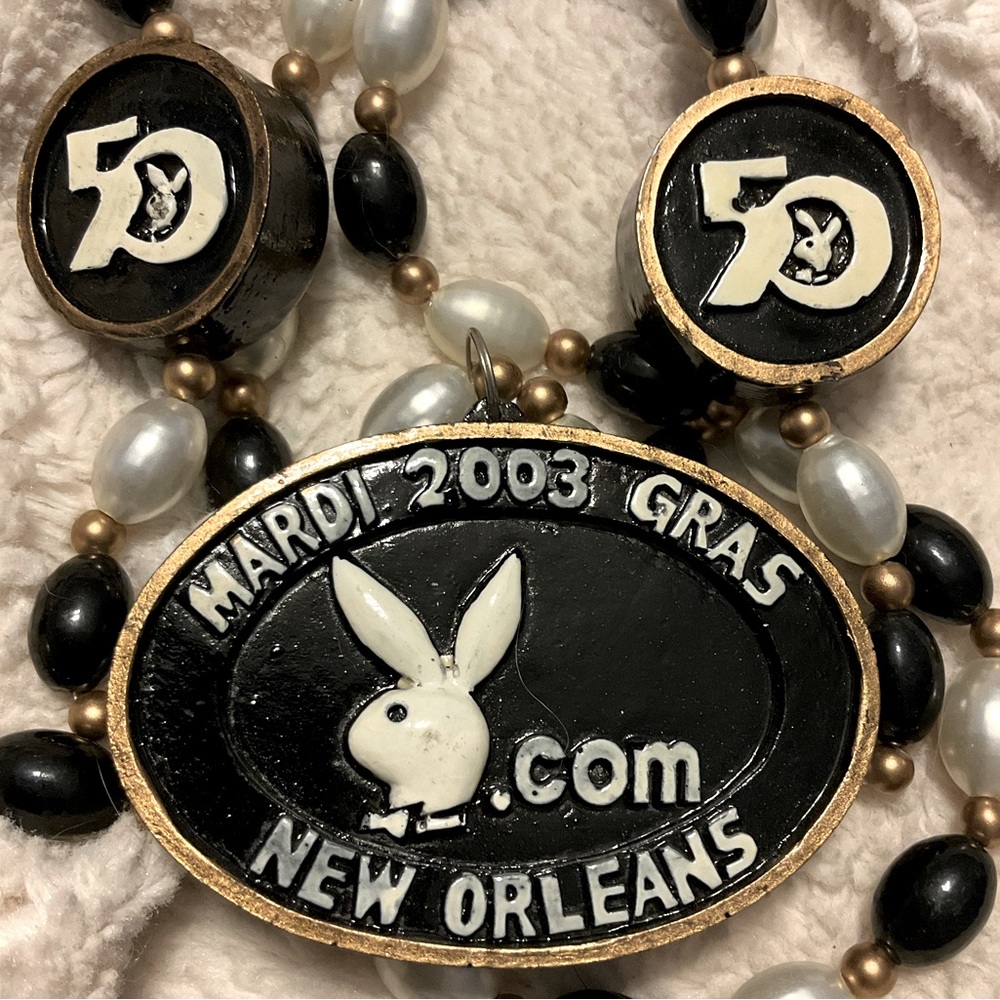 50th ANNIVERSARY PLAYBOY~VERY RARE! Original Playboy Mardi Gras 2003 BEADS